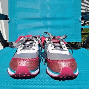 EXCLUSIVE PUMA LOL SURPRISE!